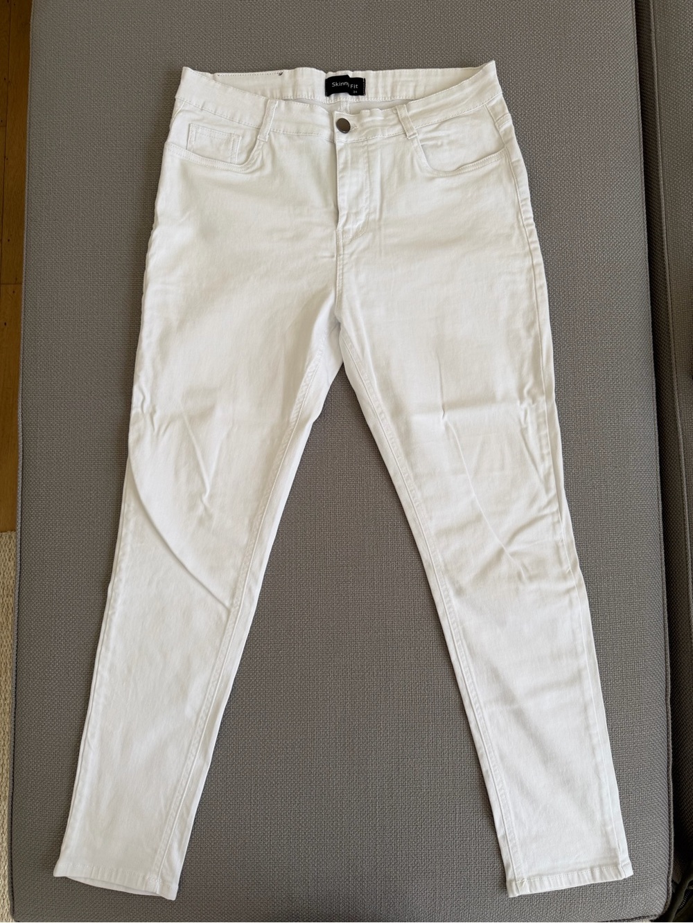 White Slim Jeans